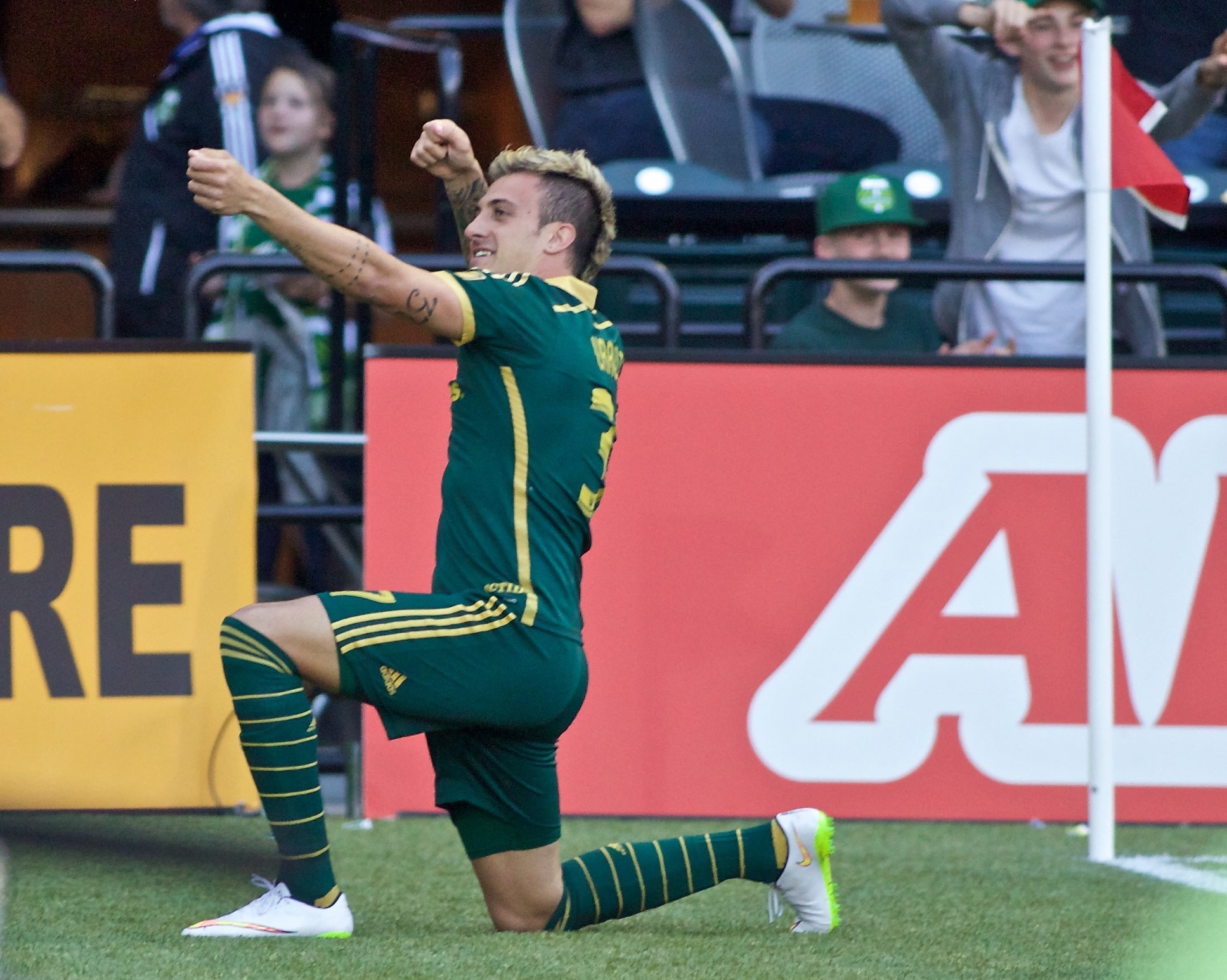 Somos Timbers Bilingual Reporter | Interview with Timbers FC's Maxi Urruti  | PTFC